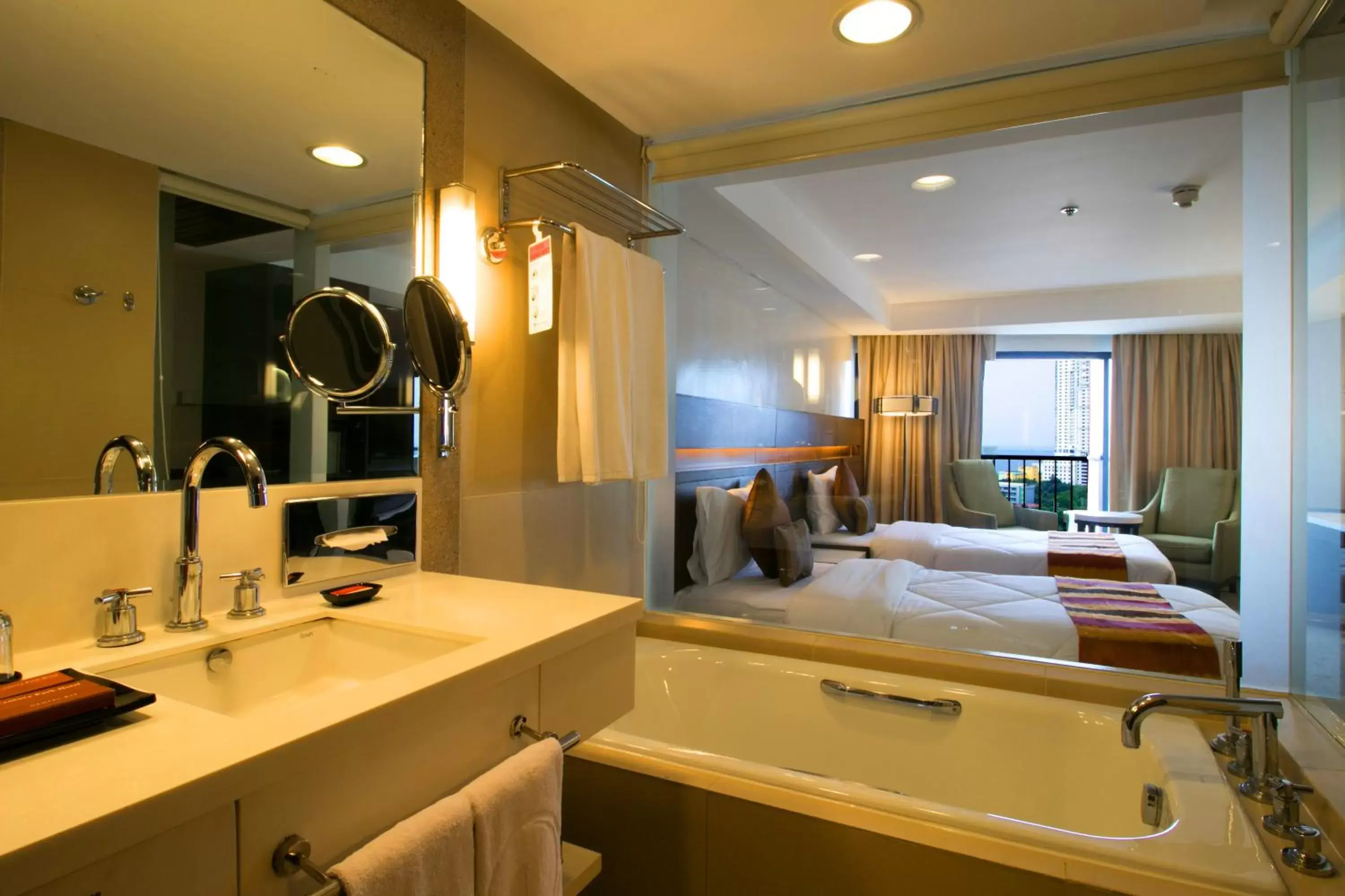 Shower in Century Park Hotel